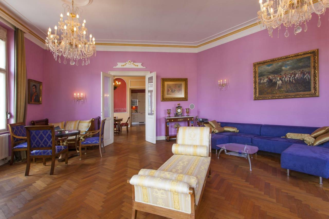 Filip'S Palace Luxurious Apartment リュブリャナ エクステリア 写真