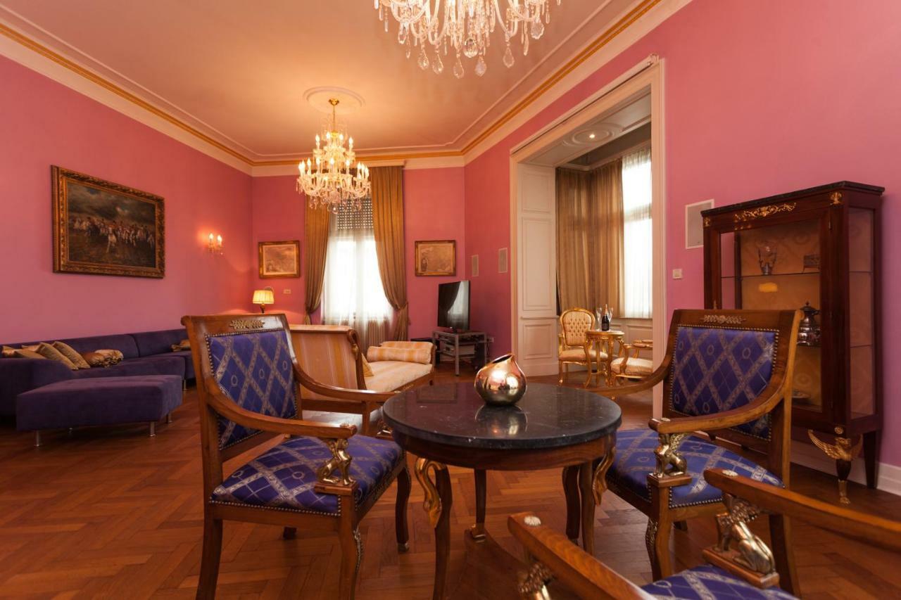 Filip'S Palace Luxurious Apartment リュブリャナ エクステリア 写真