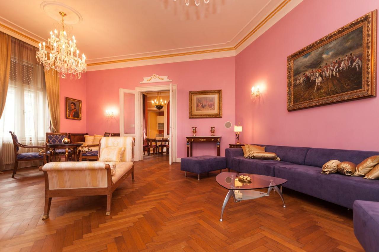 Filip'S Palace Luxurious Apartment リュブリャナ エクステリア 写真