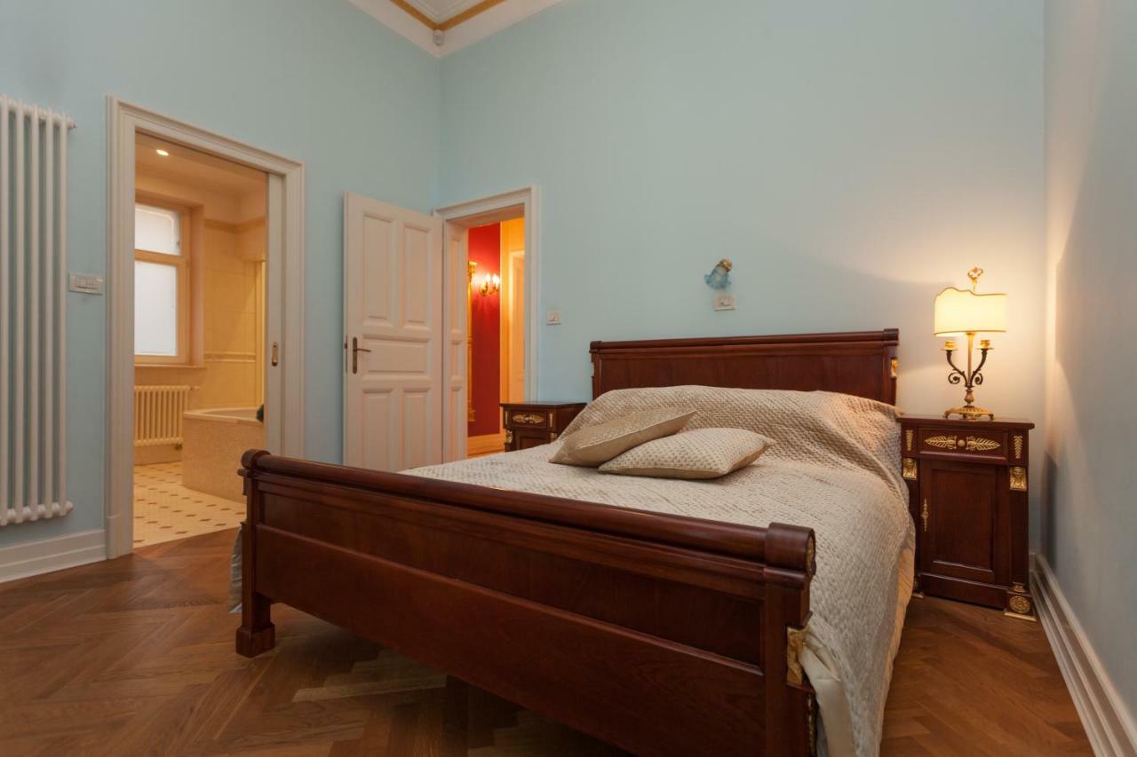 Filip'S Palace Luxurious Apartment リュブリャナ エクステリア 写真