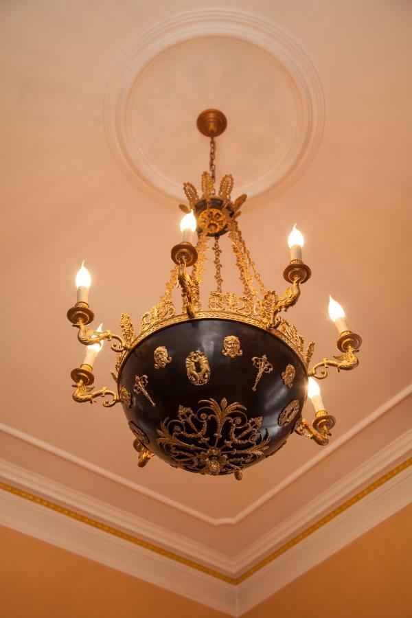 Filip'S Palace Luxurious Apartment リュブリャナ エクステリア 写真