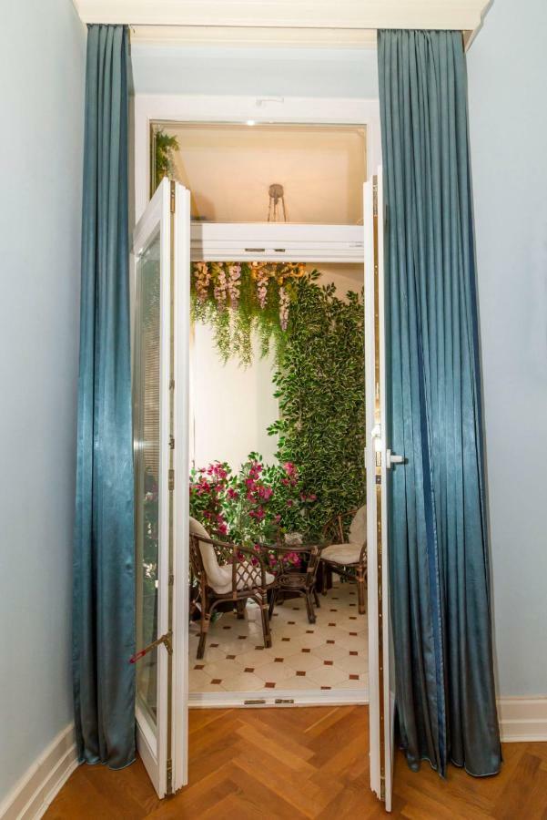 Filip'S Palace Luxurious Apartment リュブリャナ エクステリア 写真