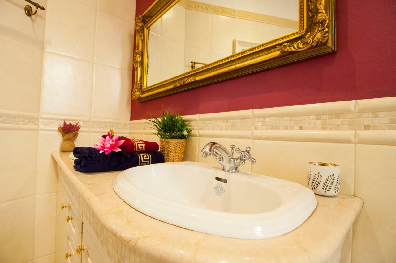 Filip'S Palace Luxurious Apartment リュブリャナ エクステリア 写真