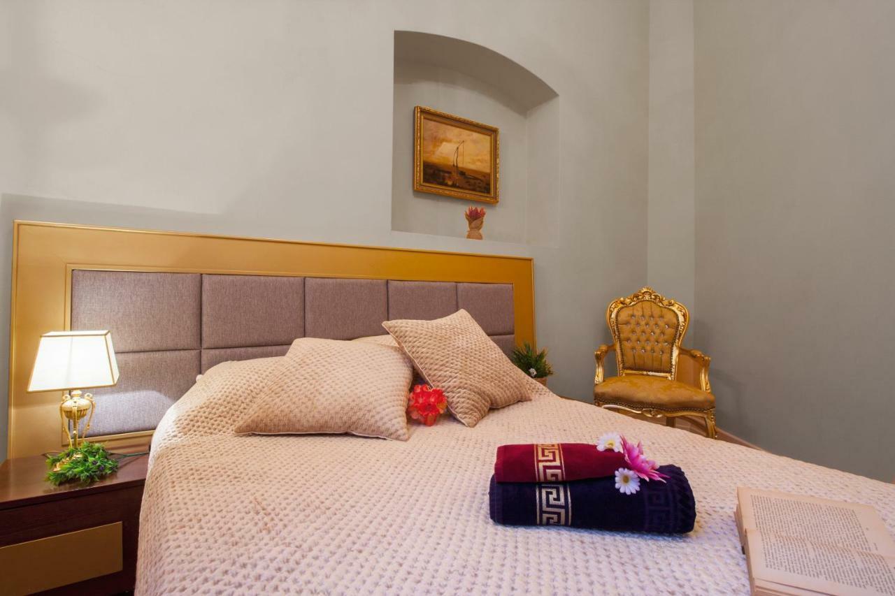 Filip'S Palace Luxurious Apartment リュブリャナ エクステリア 写真